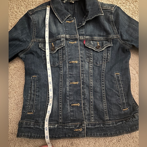 Levi’s Denim Jean Jacket - Picture 7 of 8